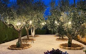 I Cinque Trulli With Swimming Pool